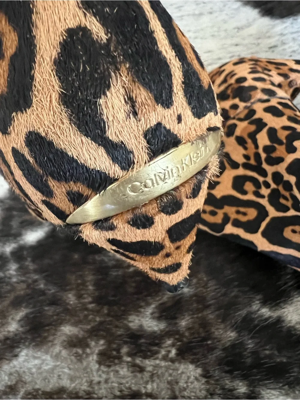 NWOT Calvin Klein Larissa kitten bootie